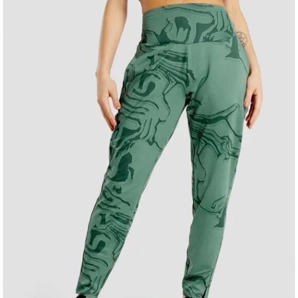 Gymshark GS Power Olive Green Swirl Print Sweatpants pockets jogger Size Small - Picture 1 of 12